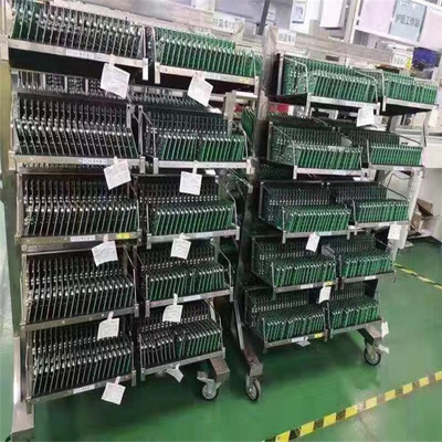 Quatre roues SS201 sifflent la largeur 3mm de chariot de carte PCB d'ESD pour la carte de circuit imprimé